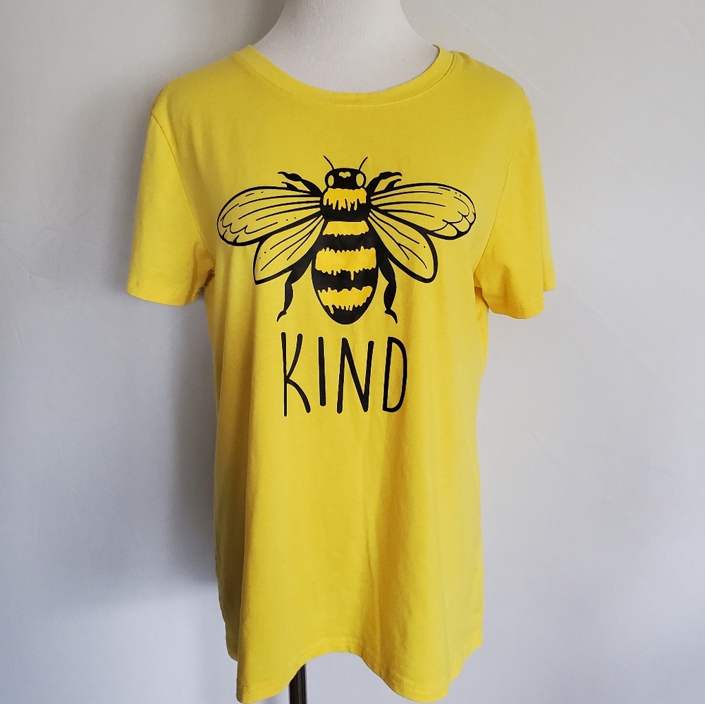 🐝 Kind Tee size M